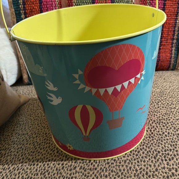 Princess Pail - Picture 3 of 6